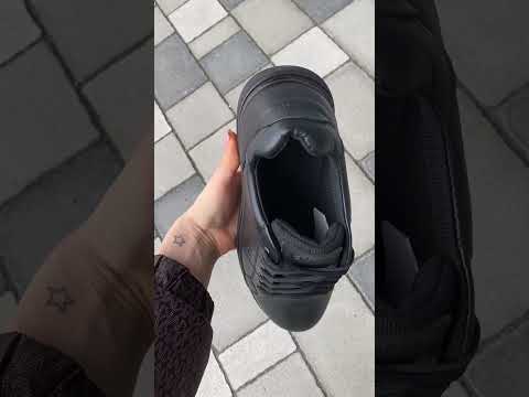 Чоловічі шкіряні кросівки Е-series Black ек-1, видео 1