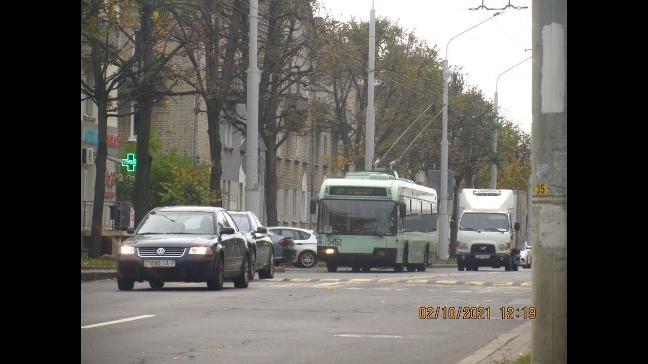 Минск, поездка на троллейбусе БКМ-321, парк.№5452, марш.37 (15.04.2022)