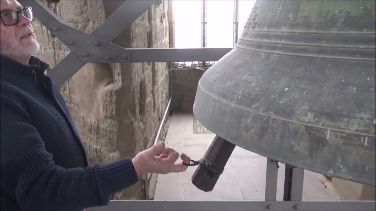 RETOC DE CAMPANES A LA SEU VELLA