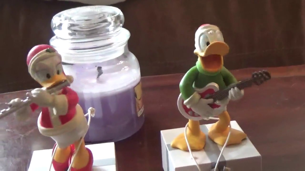 Hallmark Christmas Wireless Disney (Mickey Mouse) Band