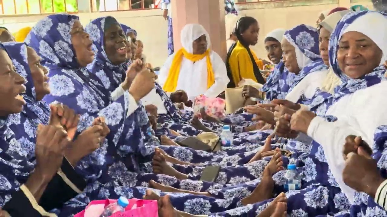 Yanoural anlaoui       Bonne ramadan à nous tous et qu’Allah accepte nous jeune ✨