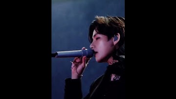The power he holds on stage even when just sitting because his leg is injured 🔥😩#KimTaehyung#KTH#Thv