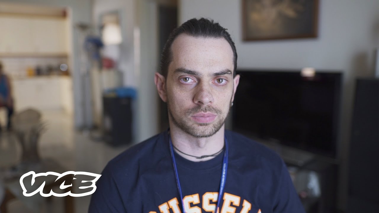 10 Ερωτήσεις που Πάντα Ήθελες να Κάνεις σε Έναν Τετραπληγικό Αν Δεν Ντρεπόσουν