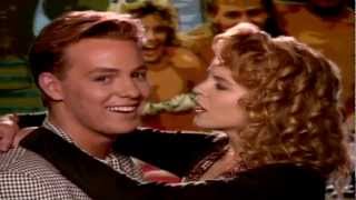 Video thumbnail of "Kylie Minogue & Jason Donovan - Especially for You"