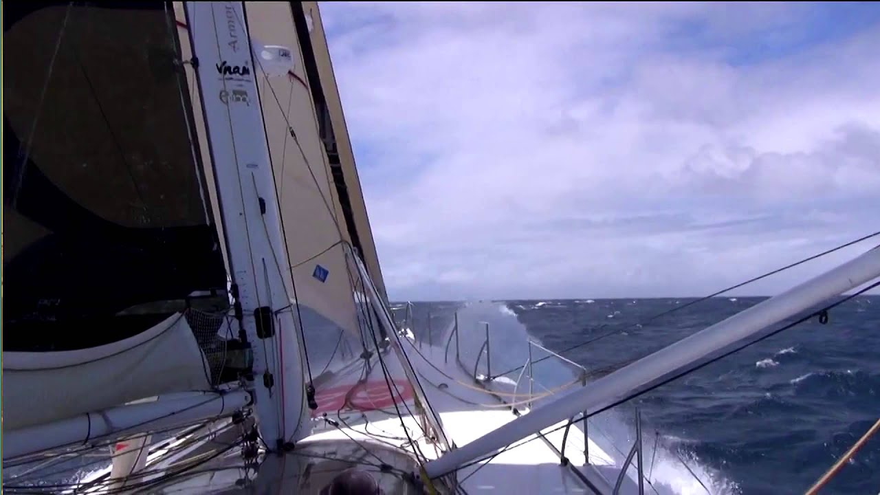 Bertrand de Broc à vive allure sur le Vendée Globe