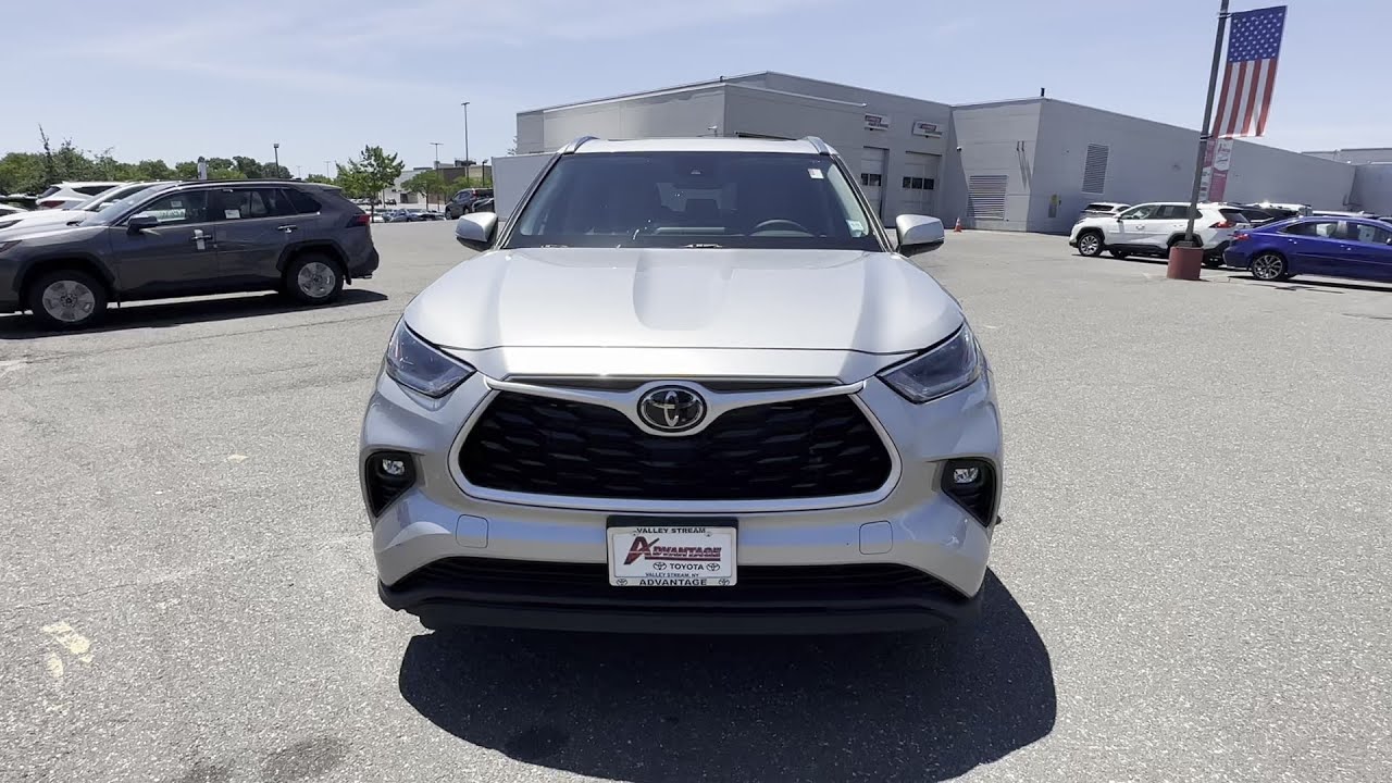 Used 2021 Toyota Highlander Valley Stream, Lynbrook, Rockville Center