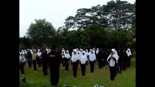Anak2 smp islam ayatra sedang latihan pencak silat