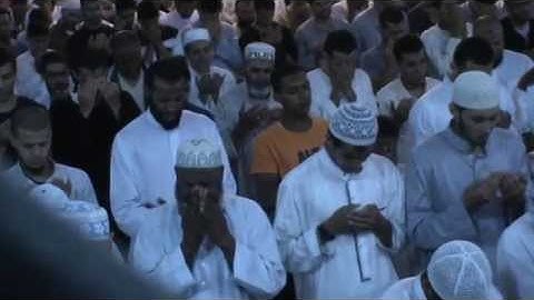 أجواء التضرع لله خلف القارئ جواد ناصر 2015