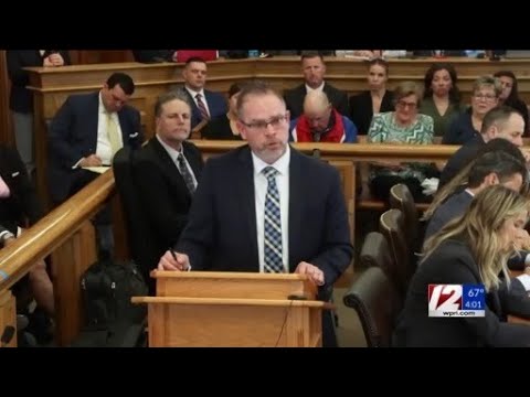 Opening statements begin in Karen Read trial - YouTube