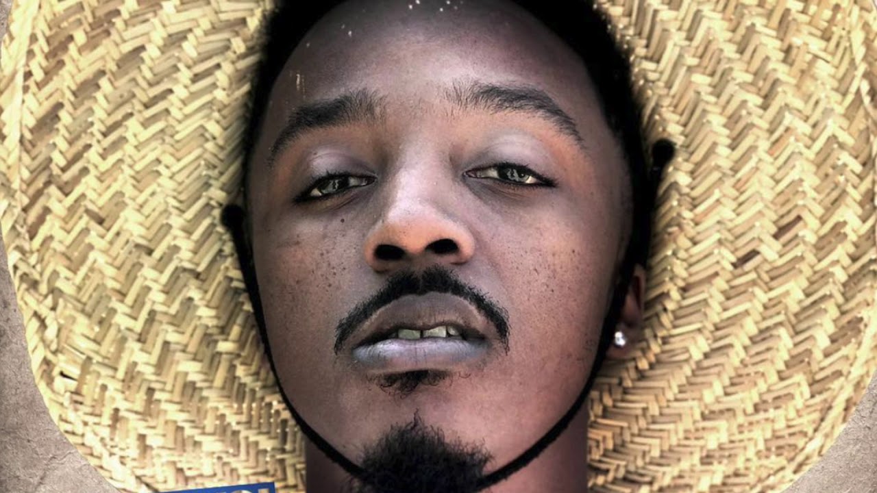 Playbwoi Tha Great - Different ft Hennessy x Lil Billy