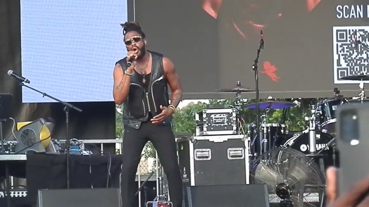 'The Love King' Raheem DeVaughn - 