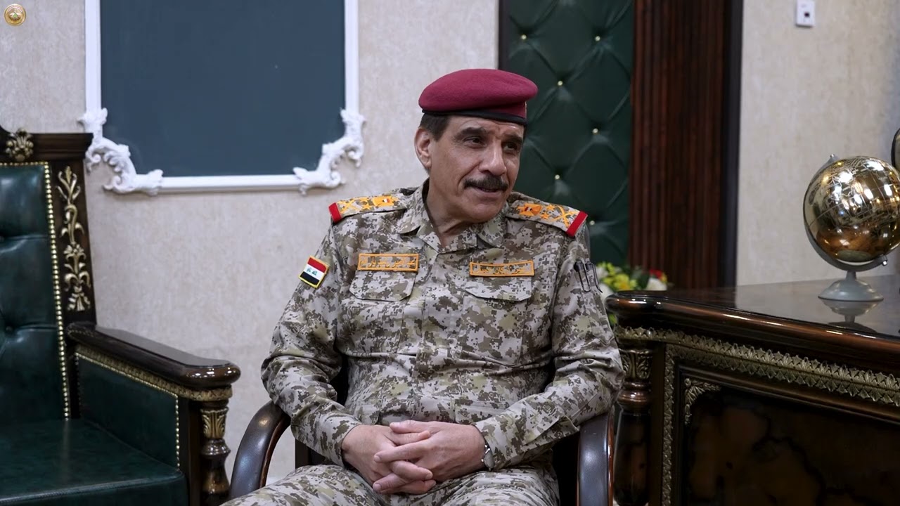 رئيس أركان الجيش يزور دائرة الاسناد الهندسي وعدداً من المديريات في مجمع الكسرة