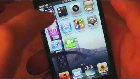 NEW iPod Touch 4G Unboxing and Review