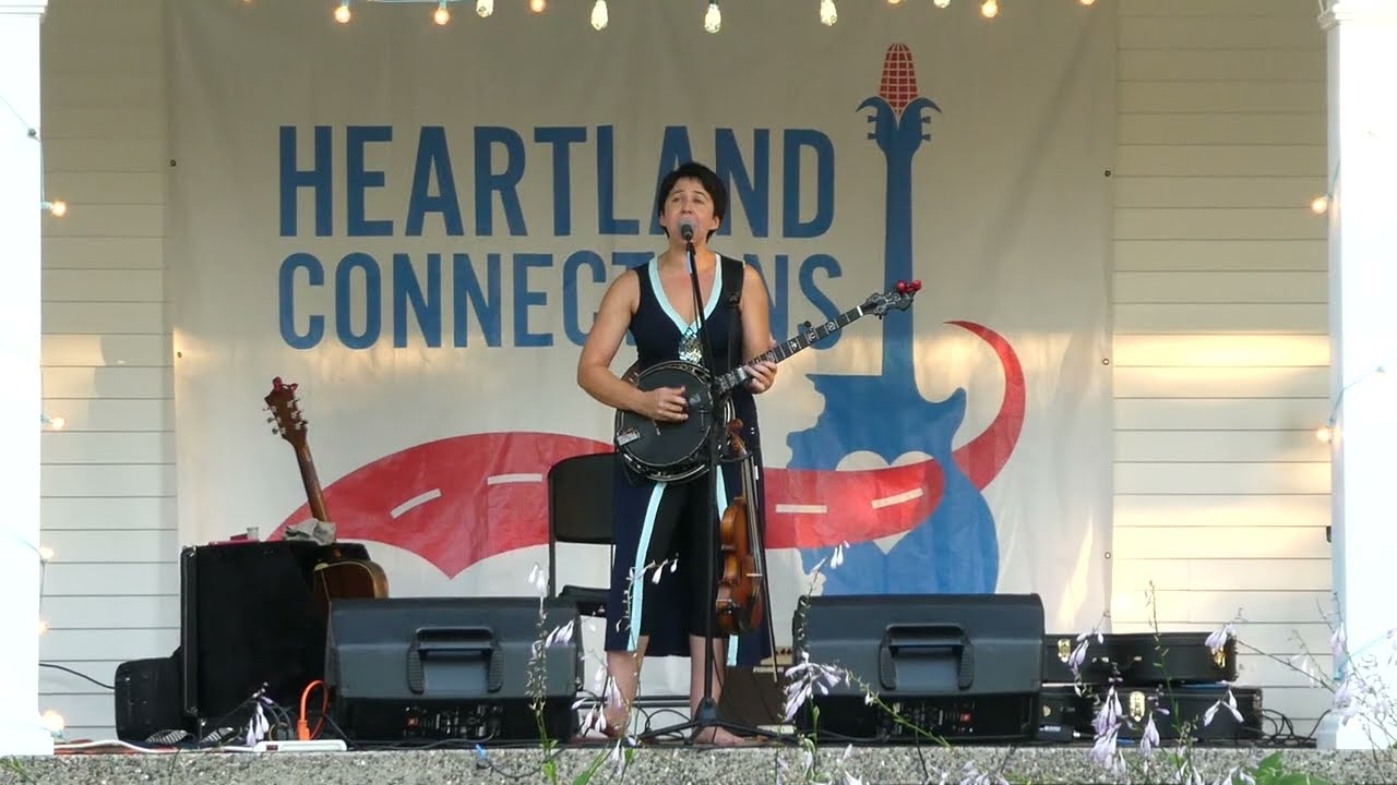 Mean Mary plays Dark Woods on her Banjo. (July 22, 2022) YouTube