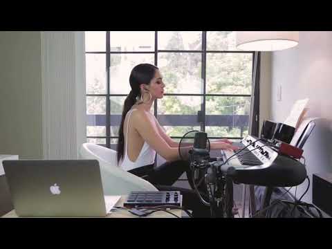 ლამაზად შეასრულა❤