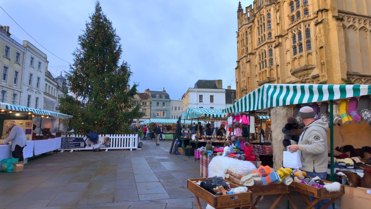 cirencester-christmas-market-a-festive-shopping-walk-in-the-cotswolds