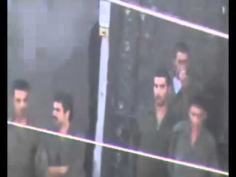 الشبيحة وعصابات الاسد في زملكا تحاصر المدارس 9 10 2011