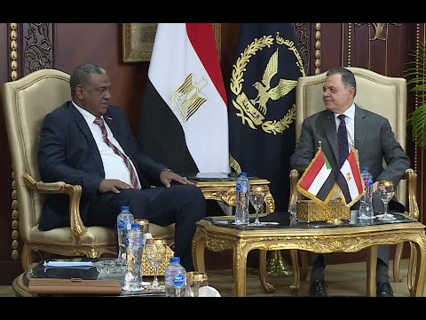 استقبال السيد محمود توفيق وزير الداخلية للسيد وزير داخلية السودان