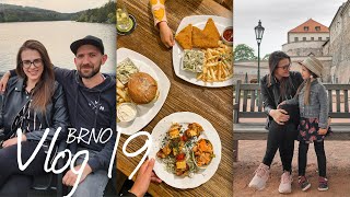 Vegan v Brně - jídlo, narozeniny, květy | vlog #19/2022 | MaruškaVEG