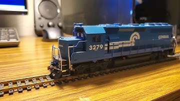 Athearn GP40-2