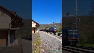 Schöner Güterzug beim ehemaligen Bahnhof Hornussen im Kanton Aargau