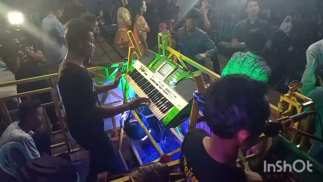 Live petunang jaya..semoga terhibur