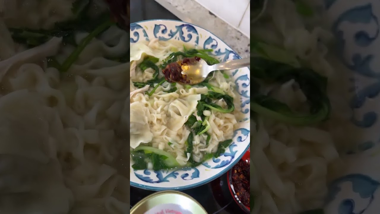 Homemade Wonton Noodle Soup With Spicy Chili Sauce | 