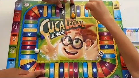 Como que joga Cuca Legal Júnior?