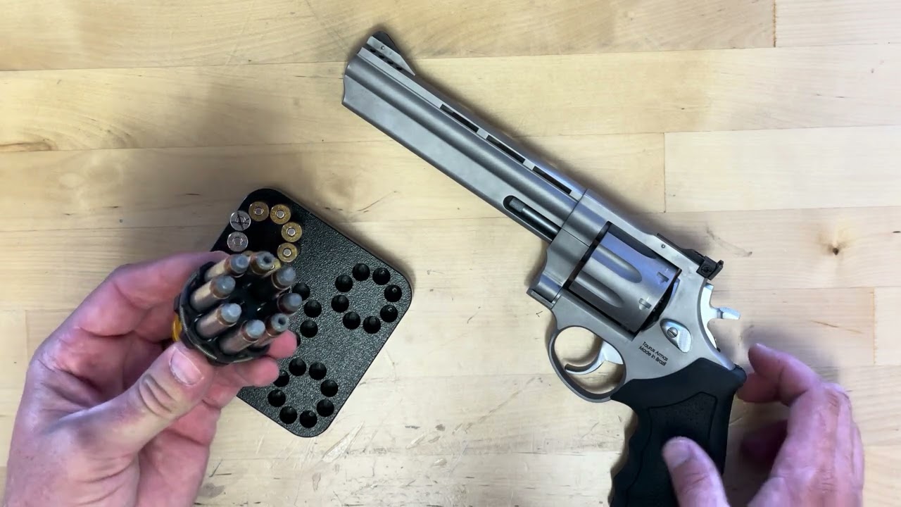 SPEED BEEZ® Taurus Model 608 Speed Loader Eight (8) Shot (38/357