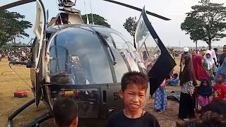 Nggak Viral !! Helikopter mendadak mendarat ke pemukiman