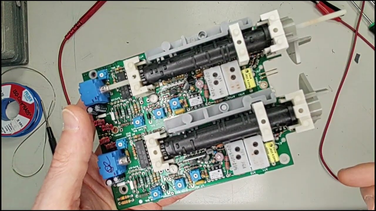 Riparazione Oscilloscopio TEKTRONIX 2215A Commutatore e Taratura Verticale