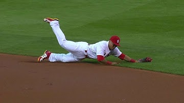 PHI@STL: Wong makes a great diving play at second
