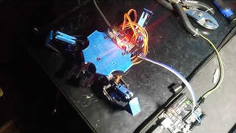 Mini Hexapod 3-Leg Test