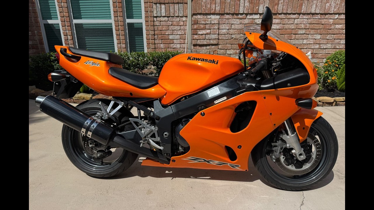 Hirokiページ 2003 Kawasaki ZX-7R – Iconic Motorbike Auctions