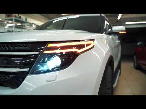 Video: Cum schimbați un far pe un Ford Explorer?