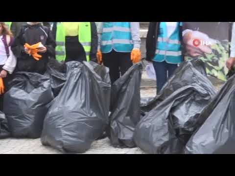 Osmangazi Belediyesi &ouml;nc&uuml;l&uuml;ğ&uuml;nde &ldquo;D&uuml;nya Bizim, Uludağ Bizim&rdquo; sloganıyla &ccedil;evre temizliği