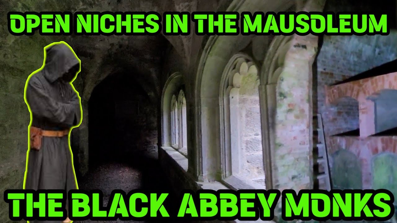 Черное аббатство | Мавзолей и церковь