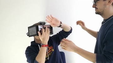 FaceDisplay: Towards Asymmetric Multi-User Interaction for Nomadic Virtual Reality