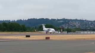 Challenger 604 Jet N604RB Taking off Renton WA