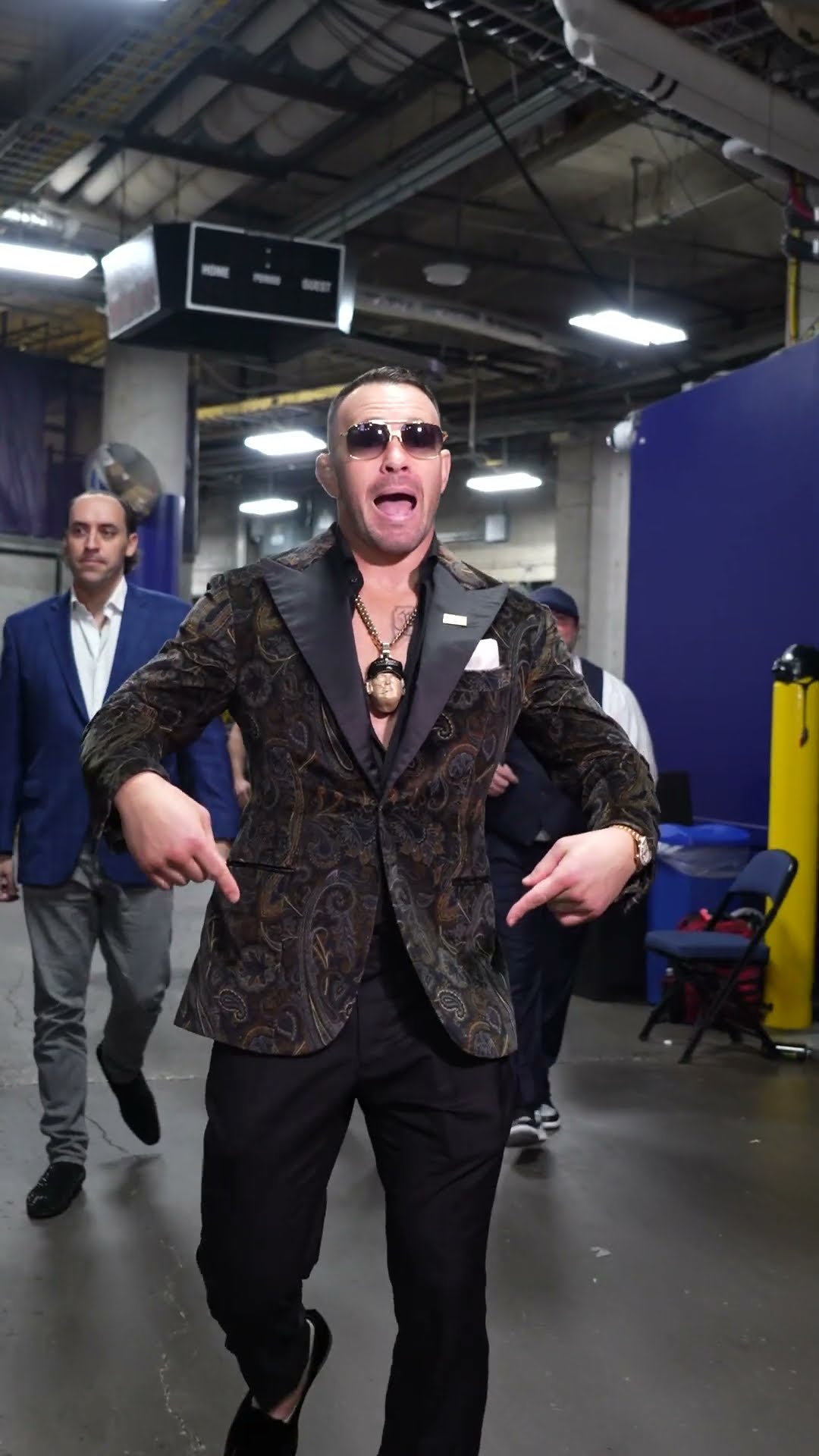 Covington and Buckley are in the house! ? #ufctampa