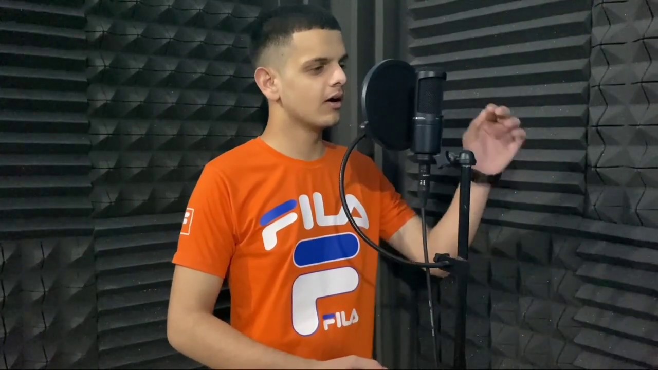 KAR CHALE HUM FIDA BY ANMOL SHARMA COVER SONG YouTube