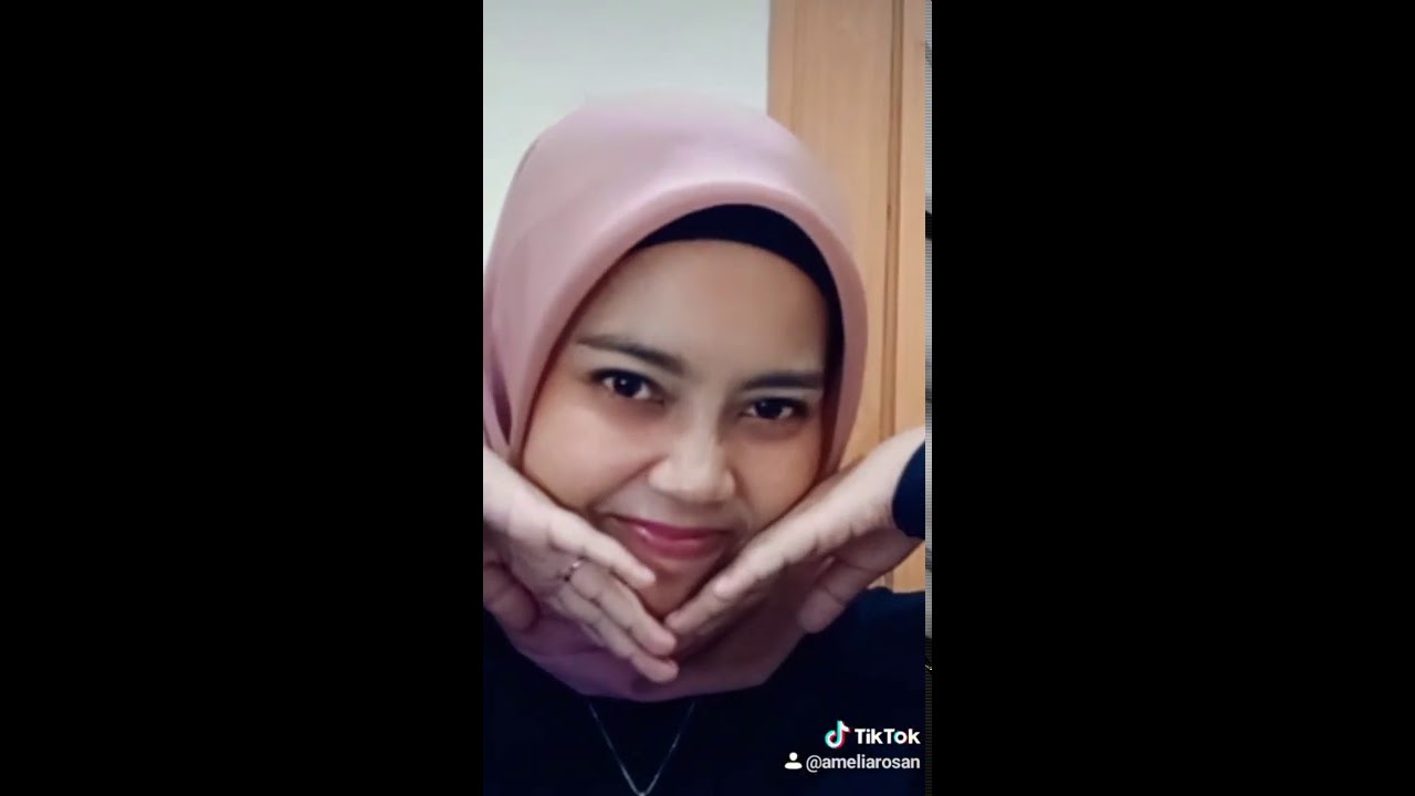 Bagaikan Langit cover Tik Tok - YouTube