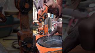 Expert Mechanic hydraulic jack testing in oil leaking pressure #jack #repair #rebuild #pressuretest
