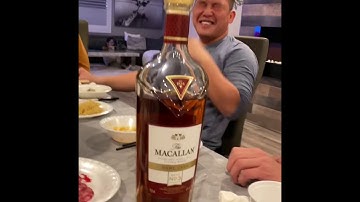 Chai nước mắm nhỉ $300 .