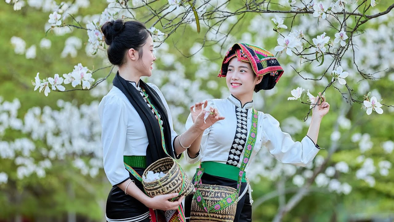 DÂN CA THÁI: CÁNH CÒN XUÂN( CÕN CHIỀNG) TH: LÒ THỊ BAN- ĐỆM KHÈN BÈ: LÈO DOAN