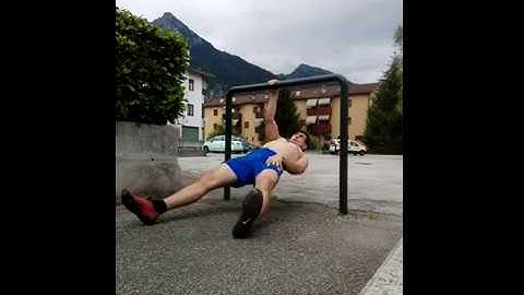 One arm inverted rows, better form