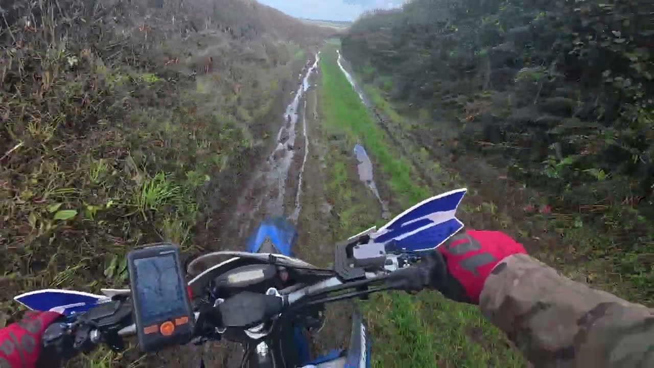 Lane Past Hoarhill, Parkham GRM:4992 Devon Green Lanes S-N 