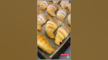 This is very nice and delicious #sweetfoods #croissant #bunsrecipe #bunstyles #cook #cooking