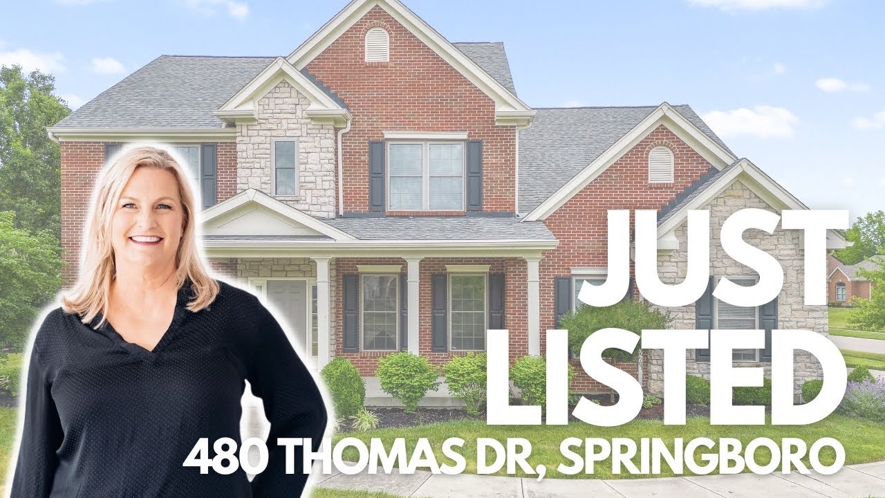 Spacious NEW LISTING in the Estates of Settlers Walk in Springboro