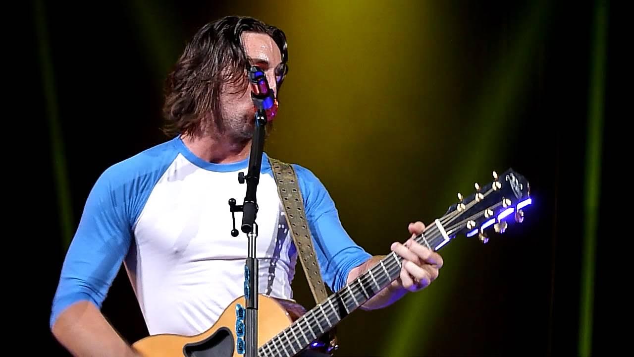 Jake Owen The One That Got Away Lyrics Jake Owen - the one that got away Grand Rapids July 22/11 - YouTube